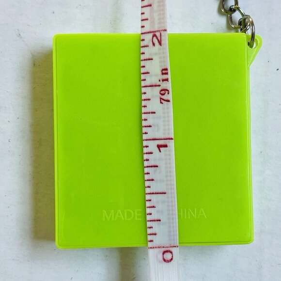 Pocket Tic Tac Toe Basic Fun Plastic Keychain Keyring Neon Lime Green - Picture 3 of 3